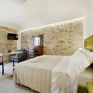  Guest house Hyblaliferooms
